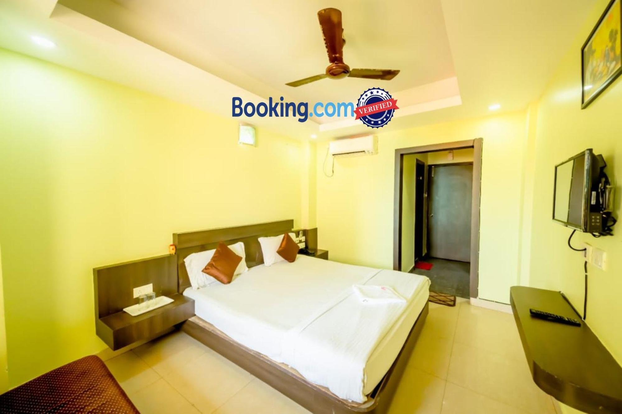 Deep Ganga Inn Near Sea Beach By Morservices Purî Extérieur photo