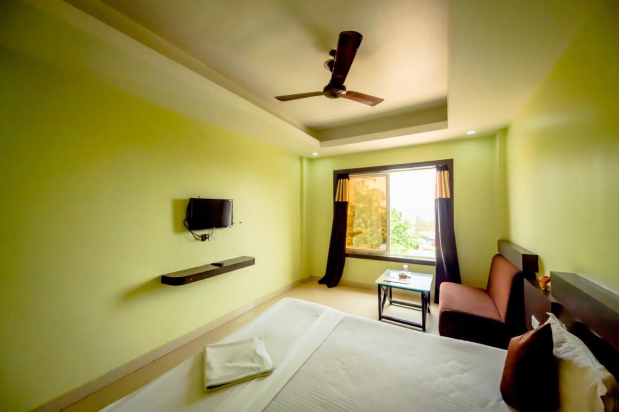Deep Ganga Inn Near Sea Beach By Morservices Purî Extérieur photo
