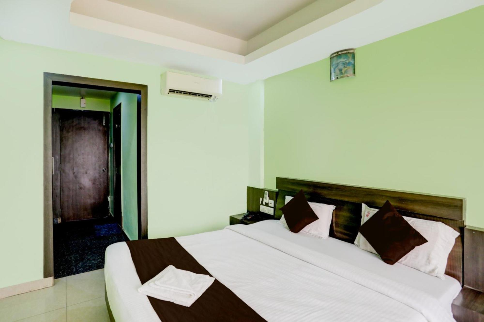 Deep Ganga Inn Near Sea Beach By Morservices Purî Extérieur photo